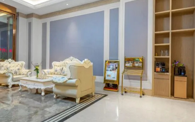 Vienna Hotel (Kunming Dashanhui)