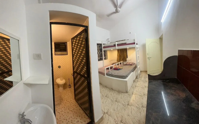 Sai Guru Guest House