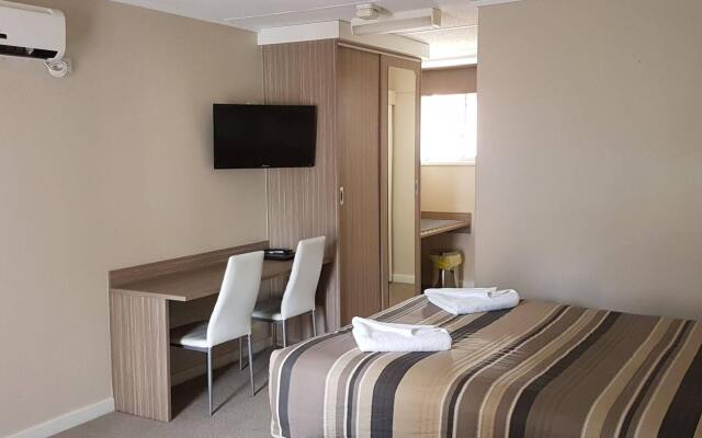 Mid City Plantation Motel