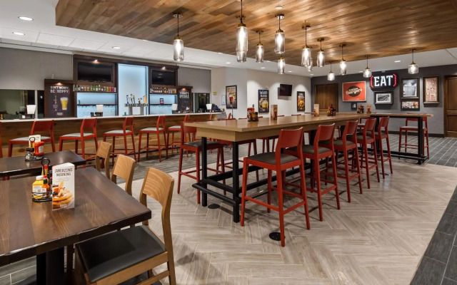 Holiday Inn Clarksville Northeast by IHG