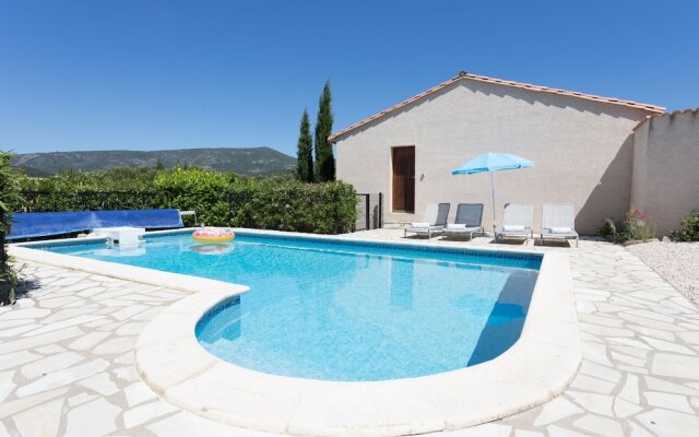 Cosy Villa in Félines-minervois With Swimming Pool