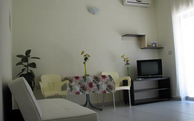Aparthotel Vila Tufi