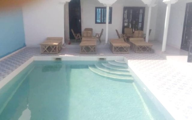 Villa With 3 Bedrooms in Ngaparou, With Wonderful City View, Private P
