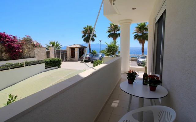 Albania Dream Beachfront Apartment