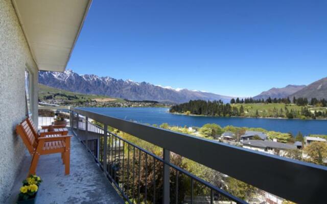 Earnslaw Lodge