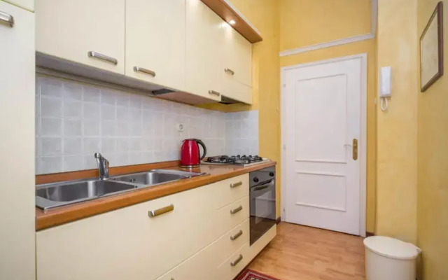 Apartments and Rooms Villa Rossella 2