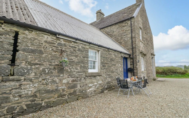 Seaview-barsloisnach Cottage