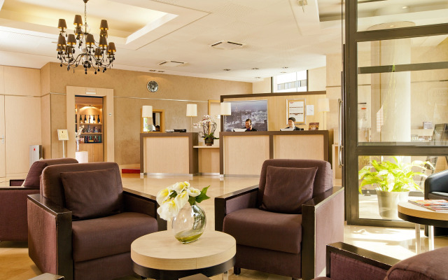 Residhome Aparthotel Paris Evry