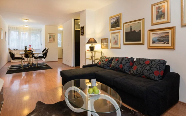 Apartment Peric