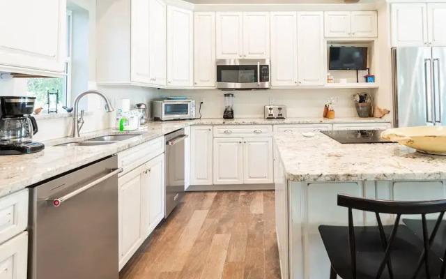 215 Spring Avenue 5 Bedroom Home by RedAwning