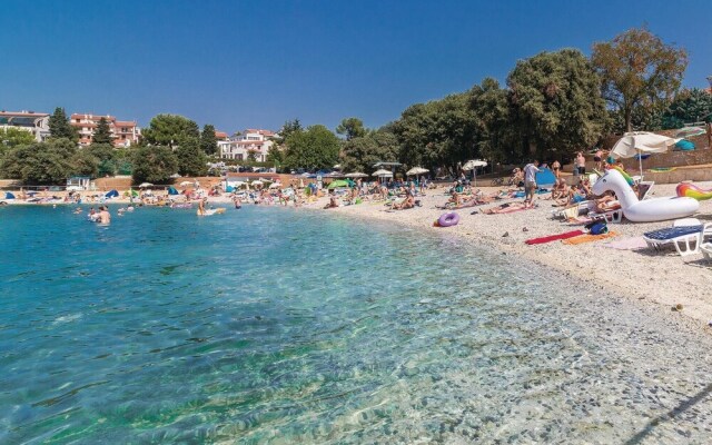 Nice Home in Pula With Wifi and 5 Bedrooms