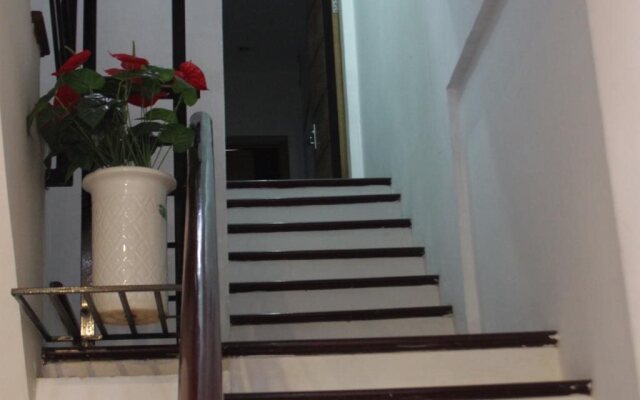 Hanoi Light Hostel