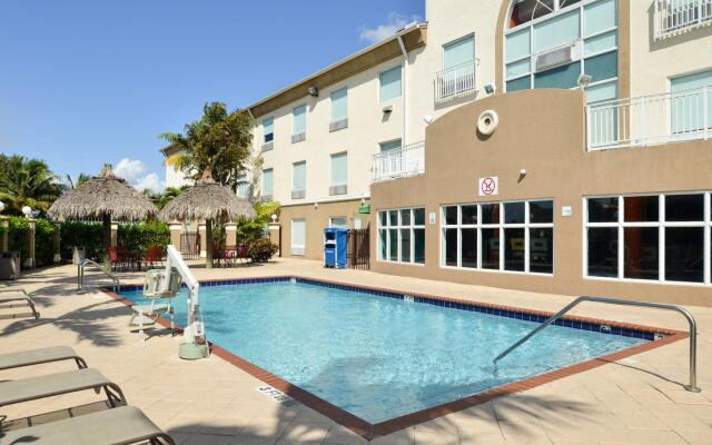 Holiday Inn Express & Suites Florida City by IHG