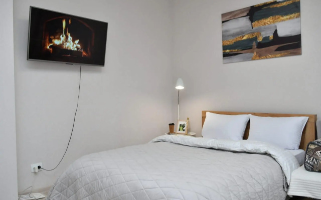 Суточно на улице Взлётная