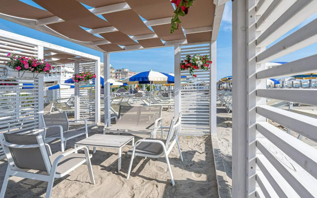 Hotel City Beach Resort