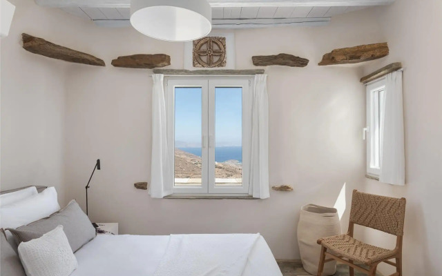 Morfes Luxury Apartments