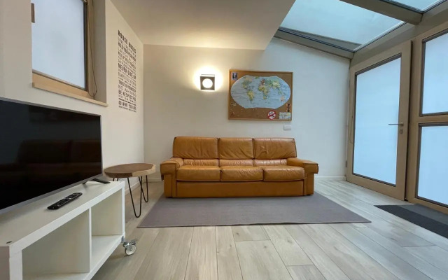 INTERNO 2 Este centro