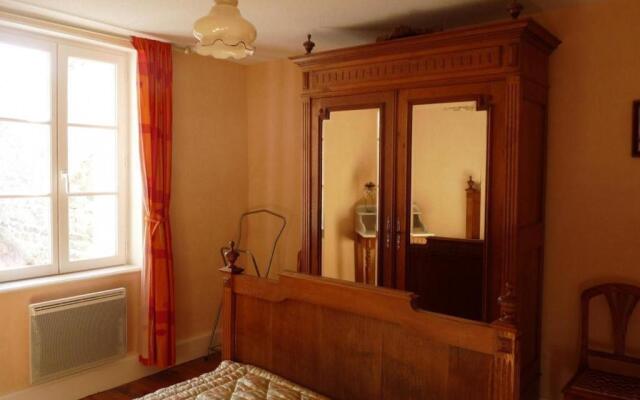 Gîte Ferrières-sur-Sichon, 4 pièces, 6 personnes - FR-1-489-191