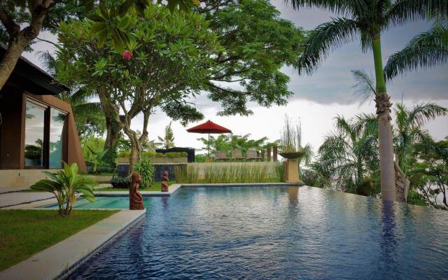 Villa Tiara Lombok Island