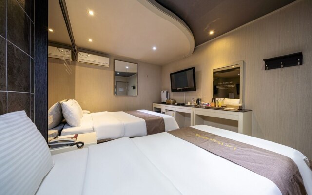 Bundang Siwol Hotel