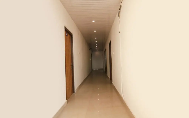 Fabhotel Grover