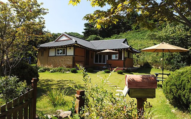 Ganghwado Maria House Pension