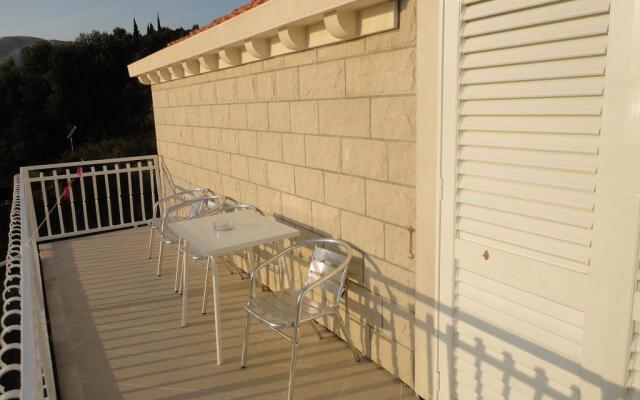 Apartments Marija-slano