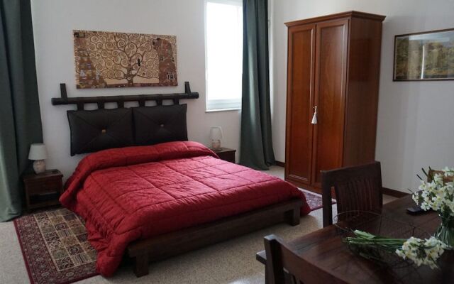 L'Abete Rosso Sul Po