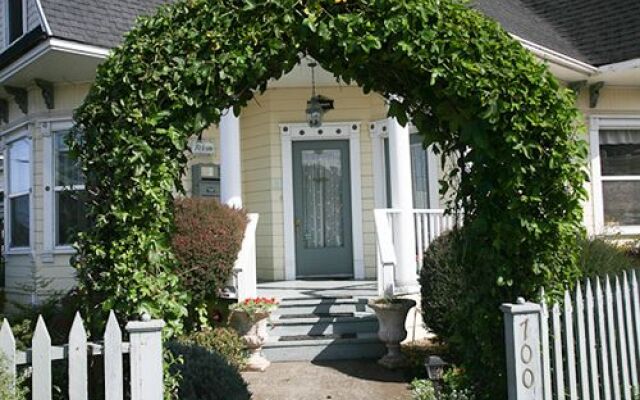 Atrium Bed and Breakfast