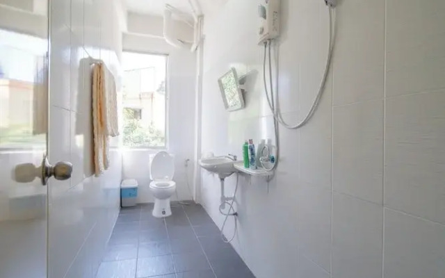 UrbanNest Hostel