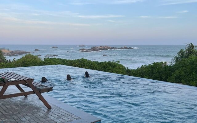 Ocean Cottage Kalametiya