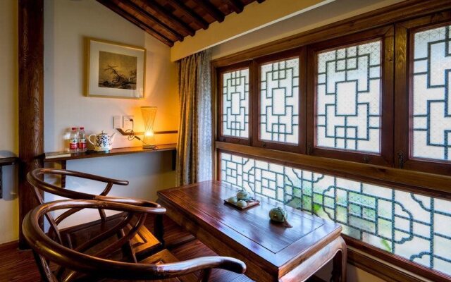 Lanting Yishi Inn