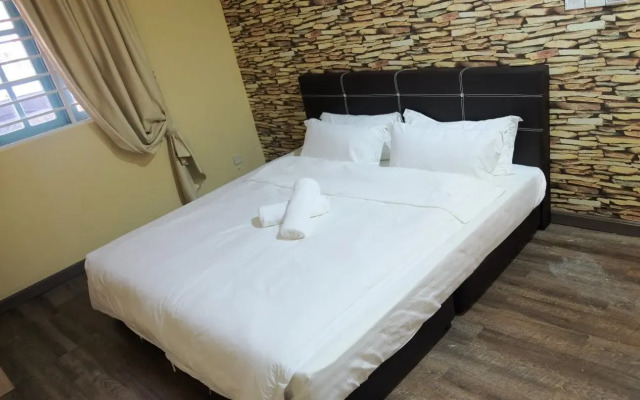 Natol Homestay-LA (Tabuan Jaya)
