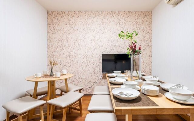 Nishi-Kujo Detached house