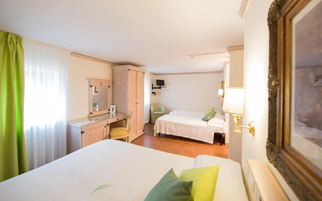 Mancini Park Hotel