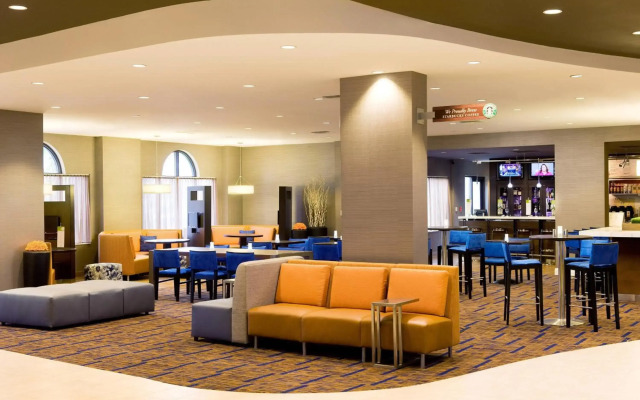 Courtyard by Marriott Newark Silicon Valley