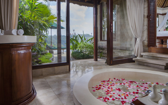 Отель Royal Pita Maha