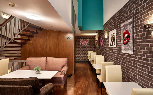 José Estêvão Hotel