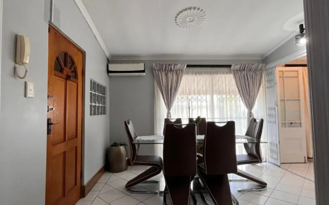 Everly4 Guest Apartment