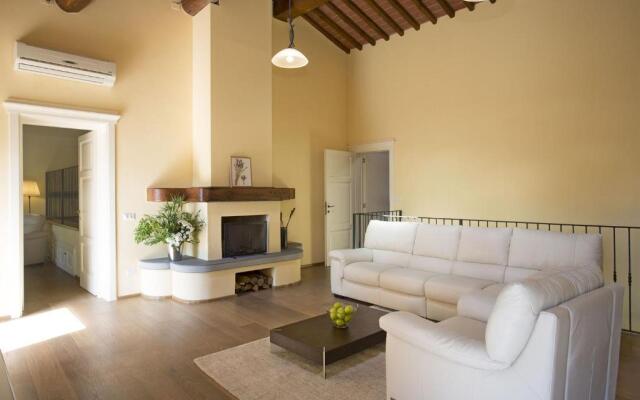 Santo Stefano 10
