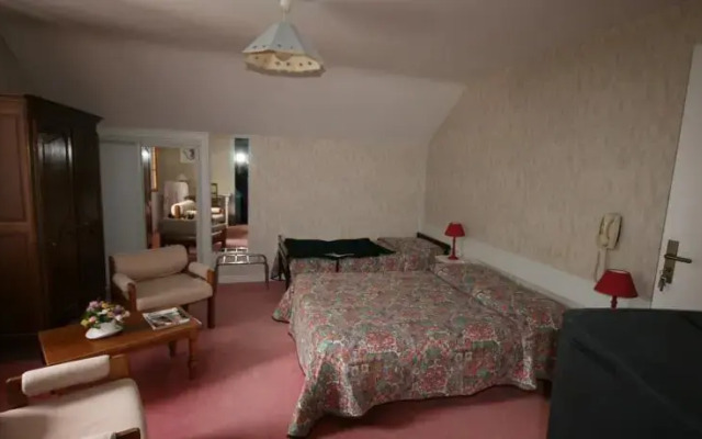 Logis Hôtel les Pervenches