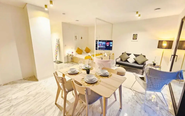 Cosy Terrace Studio close to city center