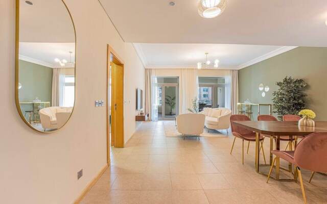 Spacious New Furnished 2br M Palm Jumeirah