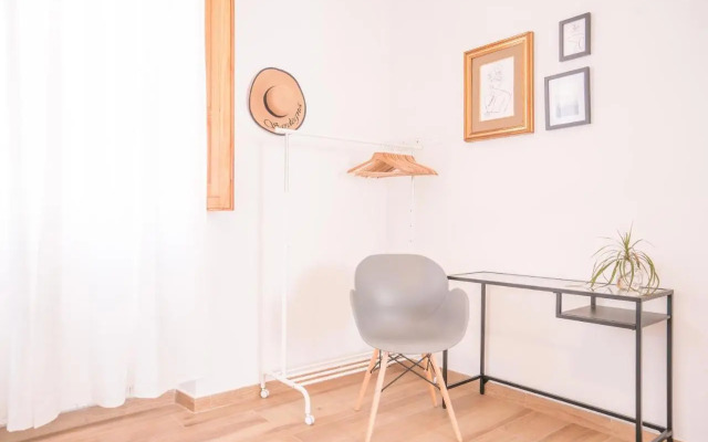 Minimalist Chic a Villanova 3Bdr - 2Bth - WiFi