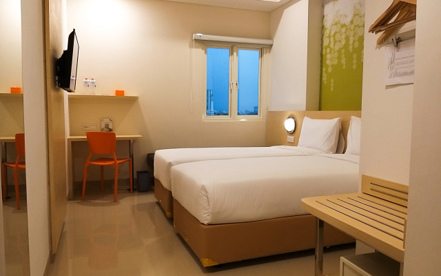 Zest Parang Raja Solo by Swiss-Belhotel International – Guest Rooms – Surakarta