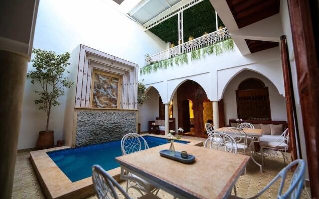 Riad OUM B&B