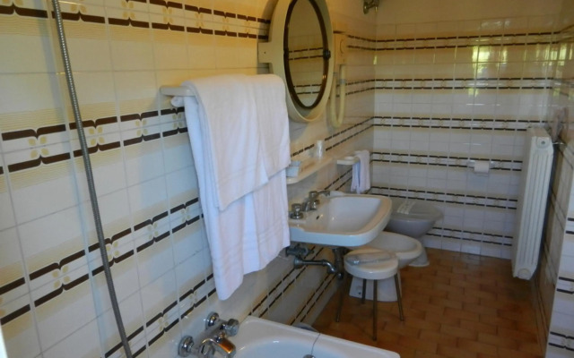 Hotel Paradiso