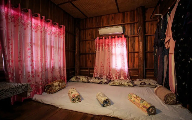 Thanyarat Resort and Organic Farm