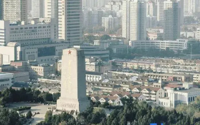 Jinan Huanghe Hotel（Hero Mountain Road）