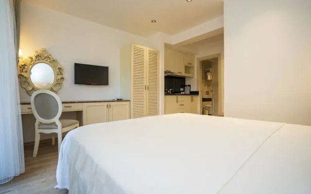 Channel Suites
